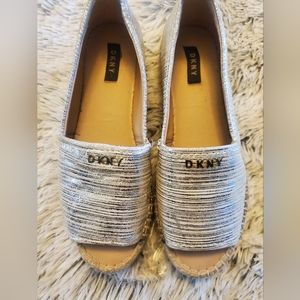 DKNY Mer Silver Peep Toe Platform Espadrille Slip